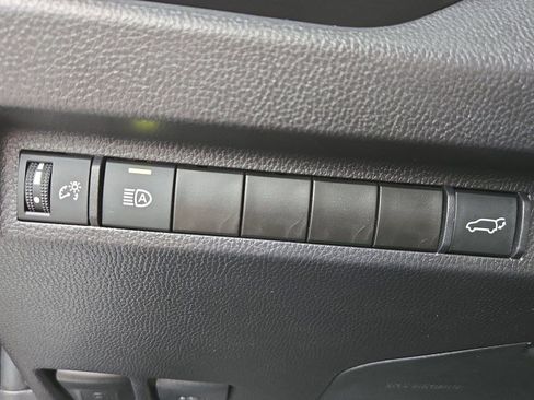 Certified 2025 Toyota RAV4 XLE w/ Convenience Package FWD image 22