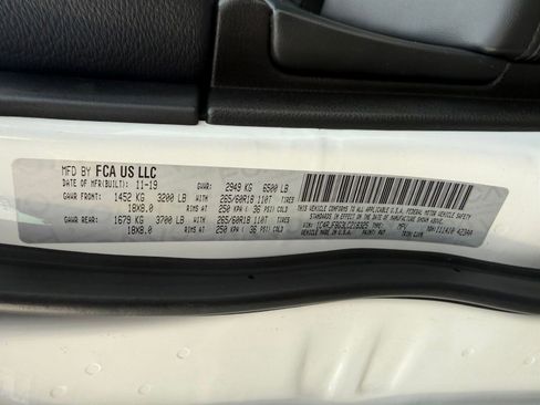 Used 2020 Jeep Grand Cherokee Limited image 22