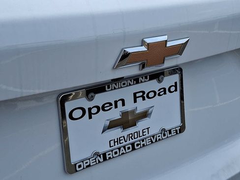 Used 2026 Chevrolet Equinox LT FWD image 30