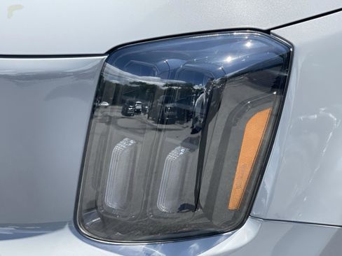 New 2025 Kia Telluride SX Prestige X-Line AWD/4WD image 6