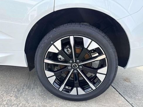 New 2026 Volvo XC60 B5 Plus w/ Protection Package Premier image 6