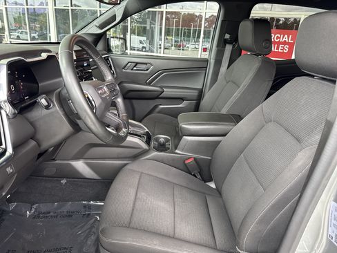 Used 2023 GMC Canyon Elevation w/ Convenience Package RWD image 16