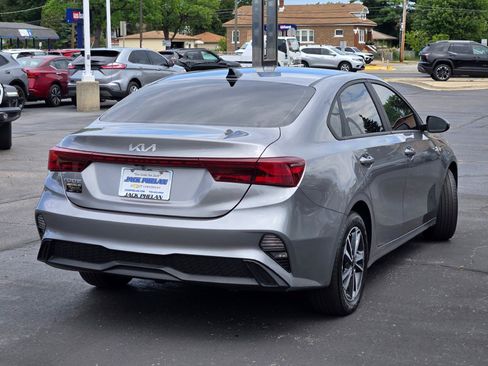 Used 2023 Kia Forte LXS image 11