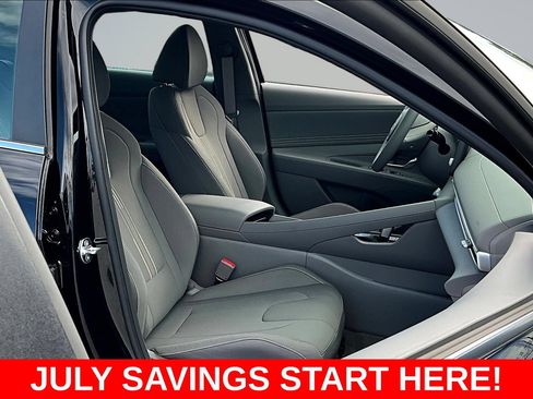 Used 2026 Hyundai Elantra SEL Sport Premium FWD image 33