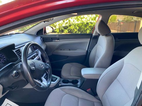 Used 2020 Hyundai Elantra Value Edition FWD image 30