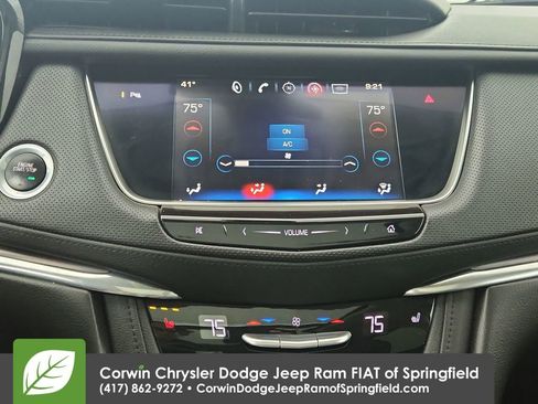 Used 2017 Cadillac XT5 Luxury w/ Driver Awareness Package image 28