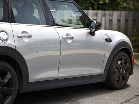 Used 2023 MINI Cooper S FWD image 8