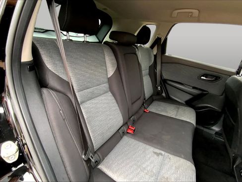 Used 2022 Nissan Rogue SV AWD/4WD image 18