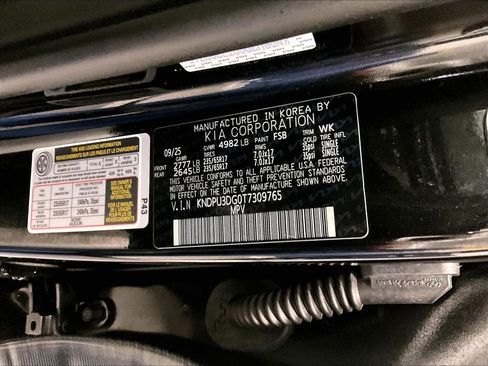 Used 2026 Kia Sportage LX FWD image 34