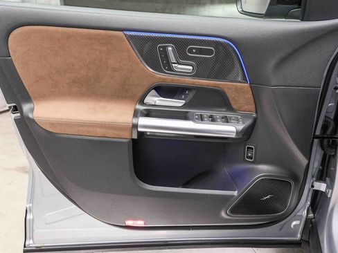 New 2026 Mercedes-Benz GLA 35 AMG 4MATIC image 21