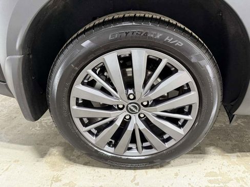 Used 2024 Nissan Pathfinder SL w/ SL Premium Package image 6