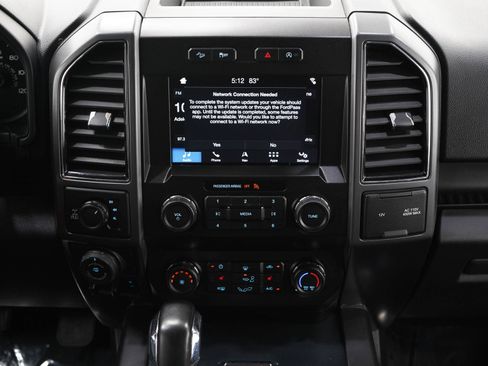Used 2019 Ford F150 XLT w/ Equipment Group 302A Luxury AWD/4WD image 14