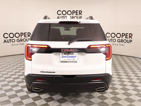 Used 2023 GMC Acadia SLT w/ Elevation Edition FWD image 21