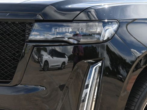 Used 2023 Cadillac Escalade Sport AWD/4WD image 29