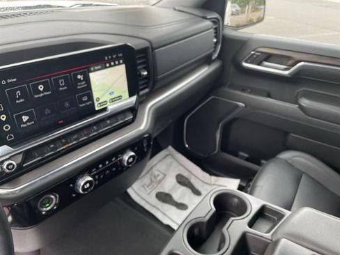 Used 2024 GMC Sierra 1500 SLT RWD image 14