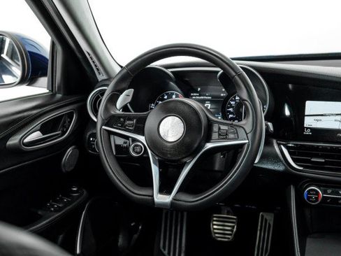 Used 2019 Alfa Romeo Giulia Ti Sport w/ Quick Order Package 22U Sport RWD image 14