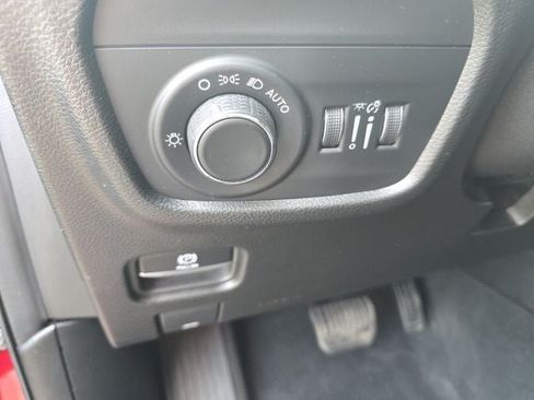 Certified 2023 Jeep Grand Cherokee L Laredo AWD/4WD image 13