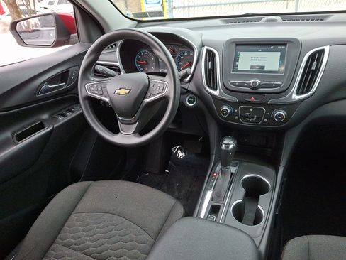 Used 2018 Chevrolet Equinox LT image 14