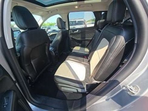Used 2022 Ford Escape Titanium w/ Titanium Elite Package AWD/4WD image 23