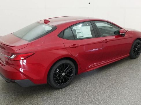 New 2026 Toyota Camry SE FWD image 9