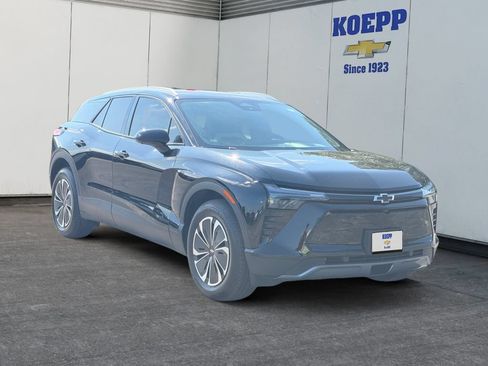 Used 2024 Chevrolet Blazer EV LT AWD/4WD image 7