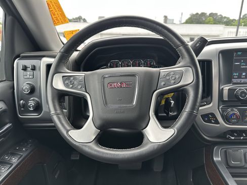 Used 2017 GMC Sierra 1500 SLT AWD/4WD image 17
