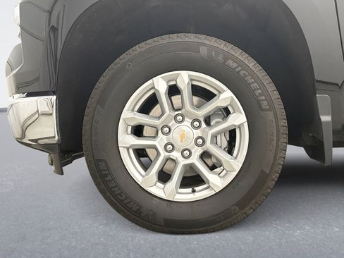 Used 2026 Chevrolet Silverado 1500 LT AWD/4WD image 22