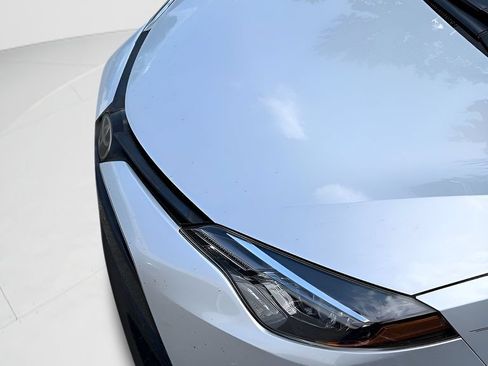 Used 2019 Toyota Corolla LE FWD image 12