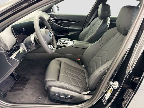 New 2026 BMW 530i xDrive w/ M Sport Package AWD/4WD image 18
