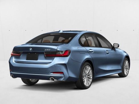 Used 2026 BMW 330i Sedan RWD image 2