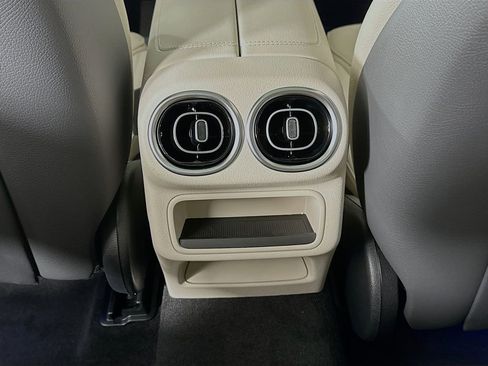 Used 2026 Mercedes-Benz GLC 300 GLC 300 image 25