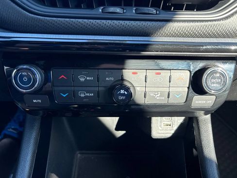 Used 2025 Jeep Compass Trailhawk AWD/4WD image 62