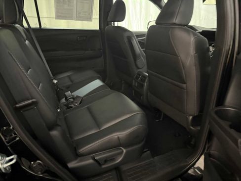 Used 2023 Honda Passport EX-L image 25