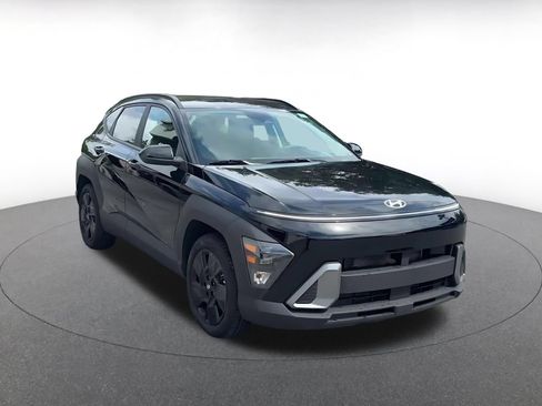 Used 2026 Hyundai Kona SEL Sport FWD image 2