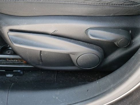 Used 2018 Jeep Compass Sport w/ Cold Weather Group image 20