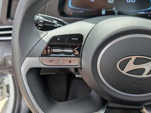 New 2026 Hyundai Elantra SE FWD image 15