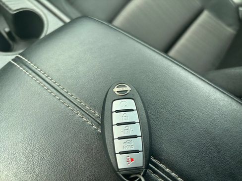 Used 2025 Nissan Altima 2.5 SV FWD image 18