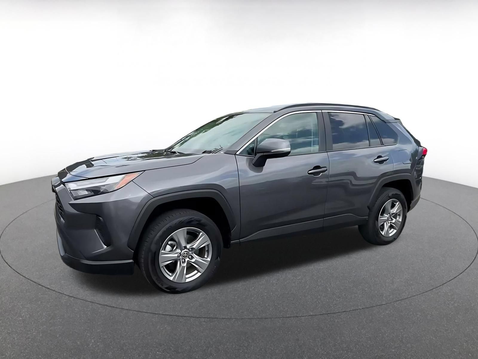 Used 2024 Toyota RAV4 XLE w/ Convenience Package AWD/4WD image 7