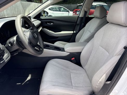 Used 2025 Honda Accord LX image 9