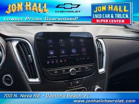 Used 2021 Chevrolet Malibu LT image 24