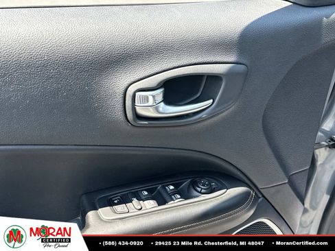 Used 2020 Jeep Compass Limited AWD/4WD image 11
