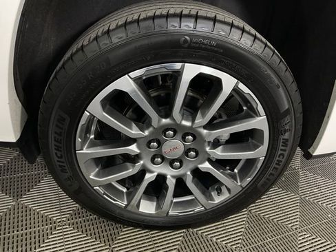 Used 2023 GMC Acadia Denali w/ Denali Technology Package AWD/4WD image 51