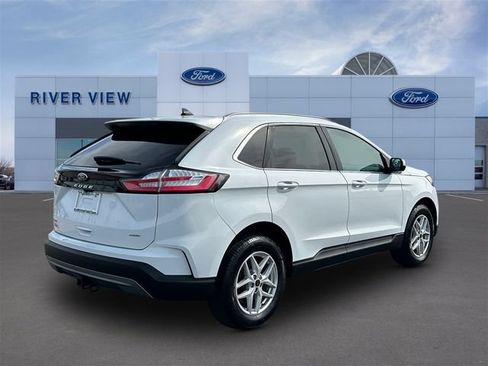Used 2024 Ford Edge SEL w/ Convenience Package AWD/4WD image 5