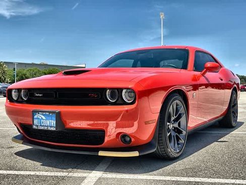 Used 2023 Dodge Challenger R/T Scat Pack RWD image 11