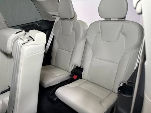 Used 2025 Volvo XC90 B6 Plus w/ Protection Package Premier AWD/4WD image 29
