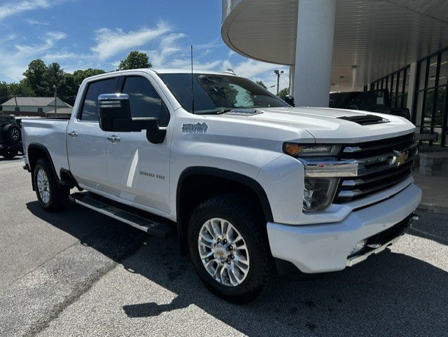 Used 2023 Chevrolet Silverado 3500 High Country AWD/4WD image 2