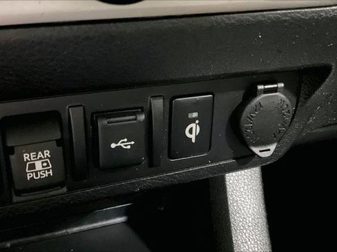 Certified 2023 Toyota Tacoma Limited image 33