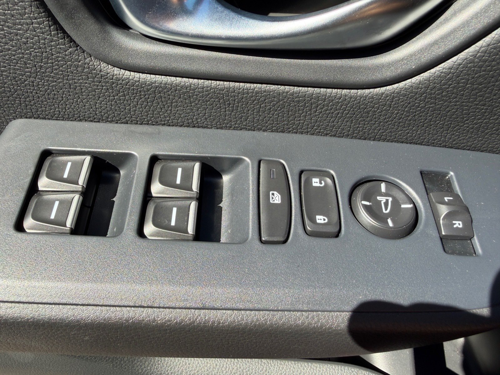 New 2026 Honda Pilot Sport image 15