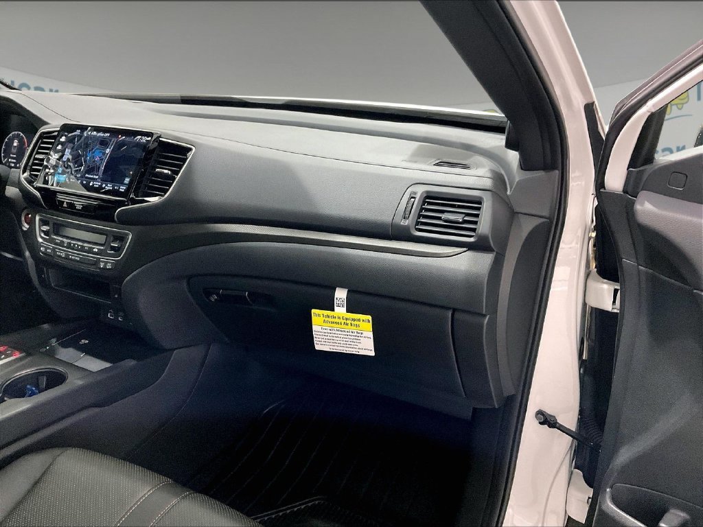 Used 2025 Honda Ridgeline TrailSport+ image 13