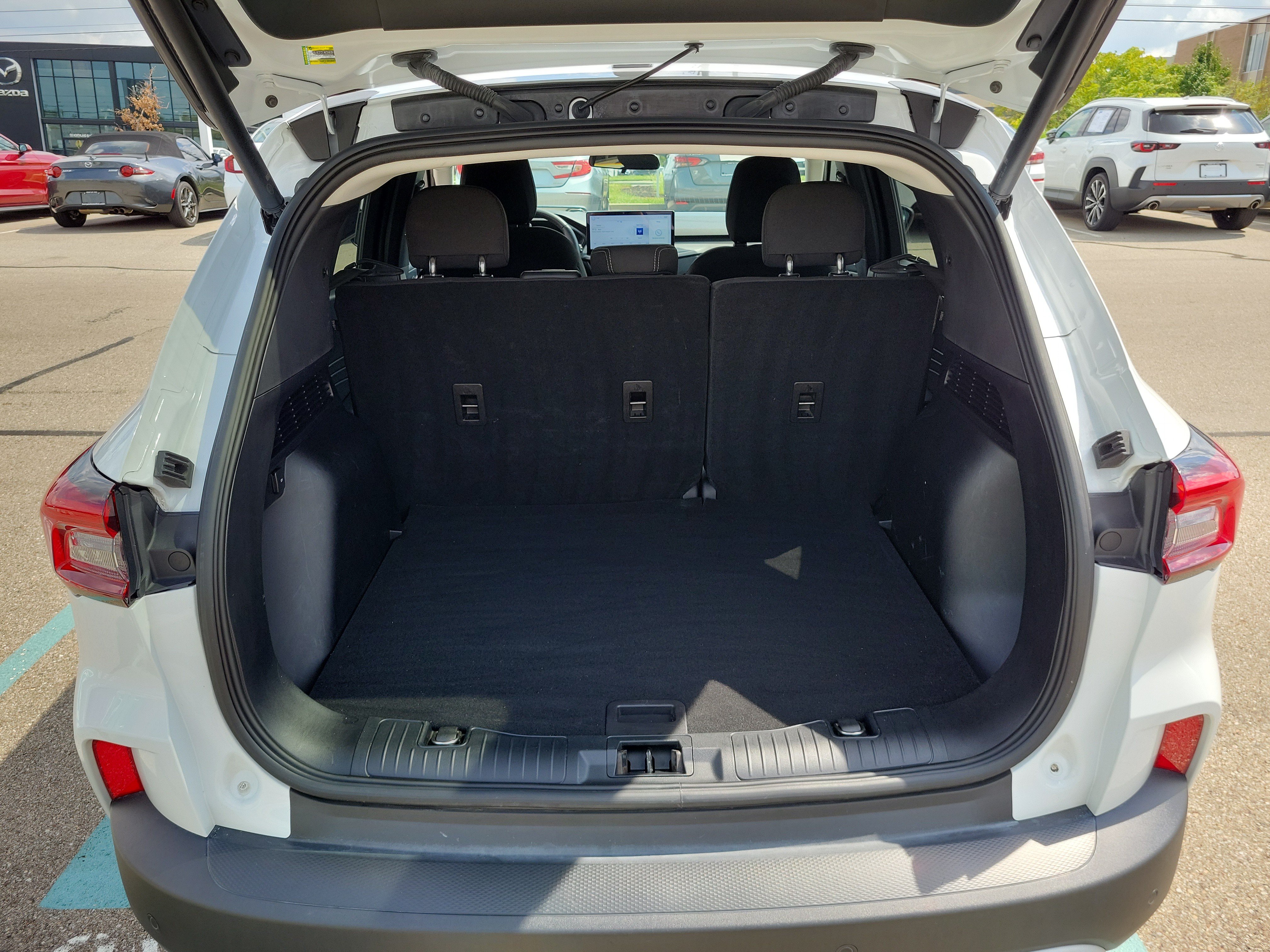 Used 2023 Ford Escape Active w/ Tech Pack #1 FWD image 7